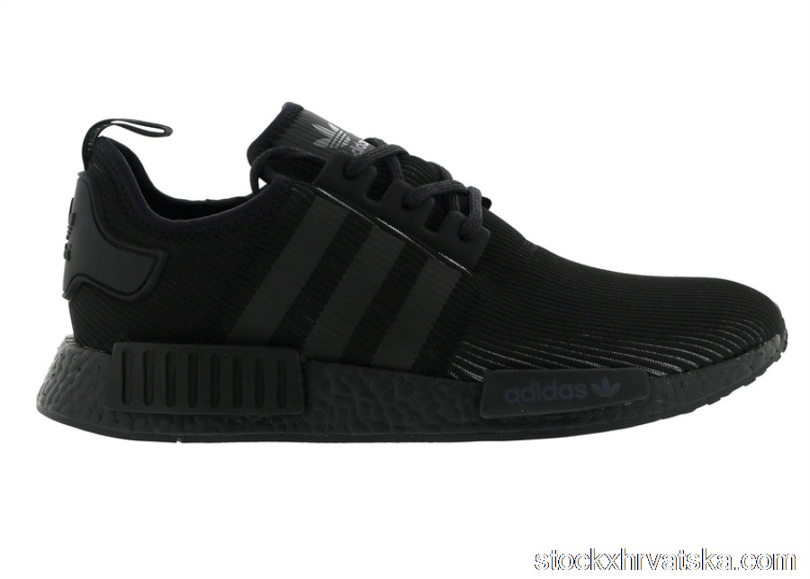 Triple black nmds r1 2025